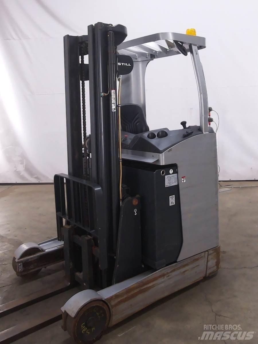 Still FM-X12 Reach trucks