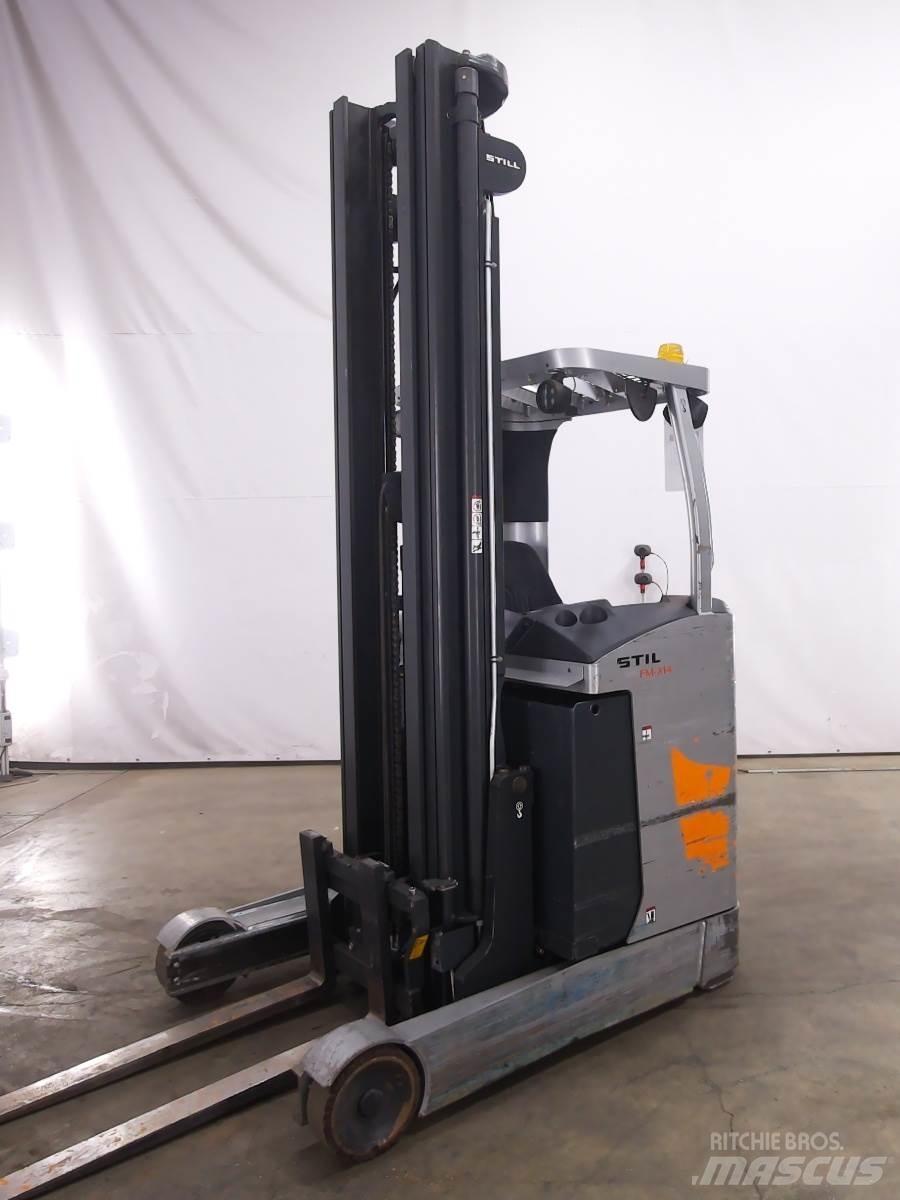 Still FM-X14 Reach trucks