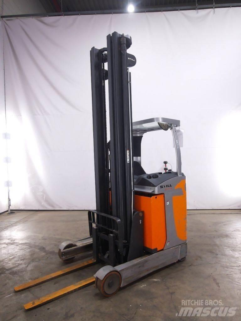 Still FM-X14 Reach trucks