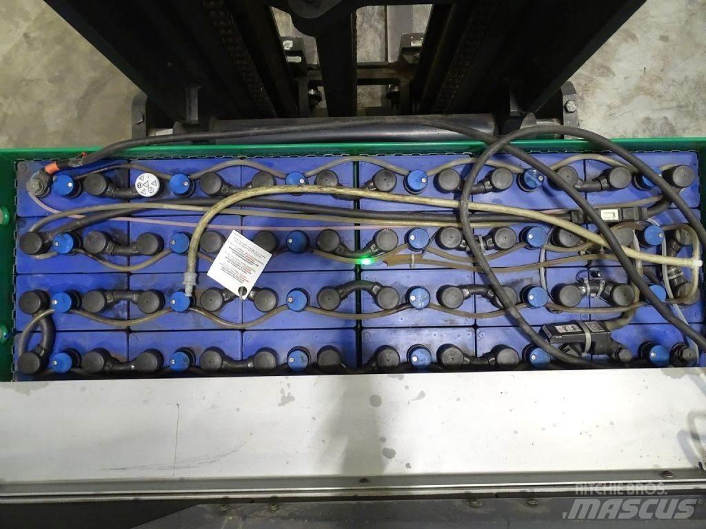 Still FM-X14 Reach trucks