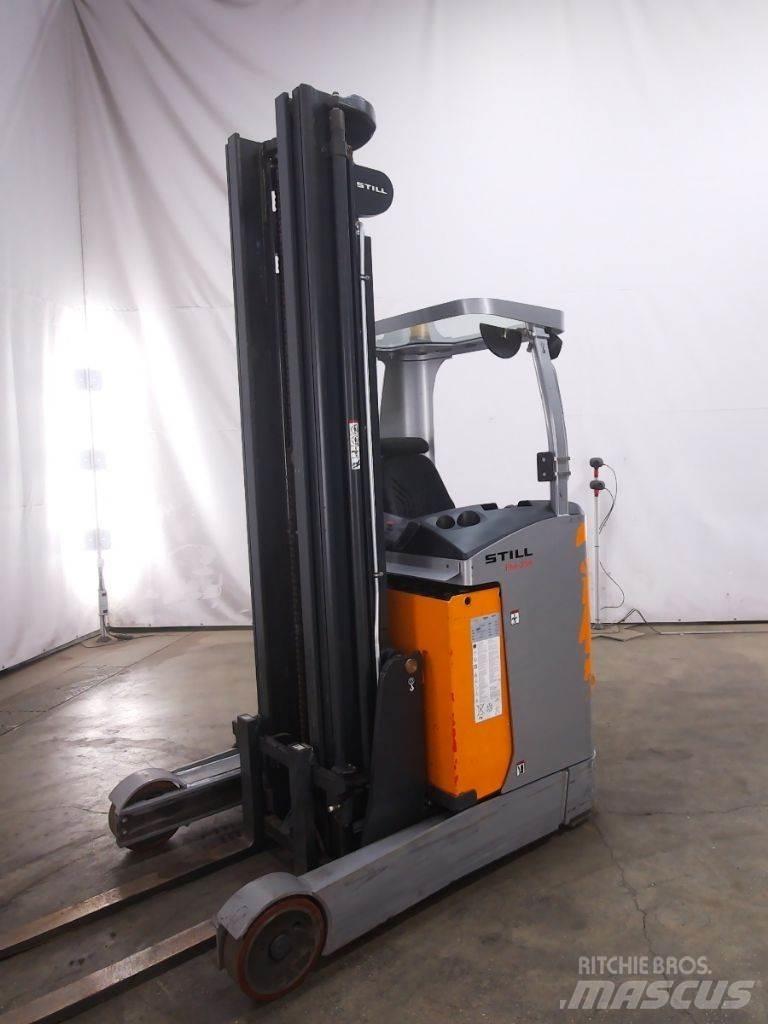 Still FM-X14 Reach trucks