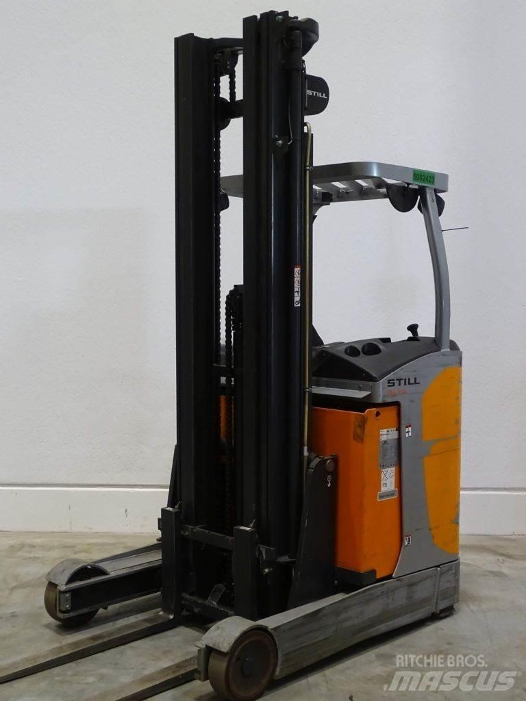 Still FM-X14 Reach trucks
