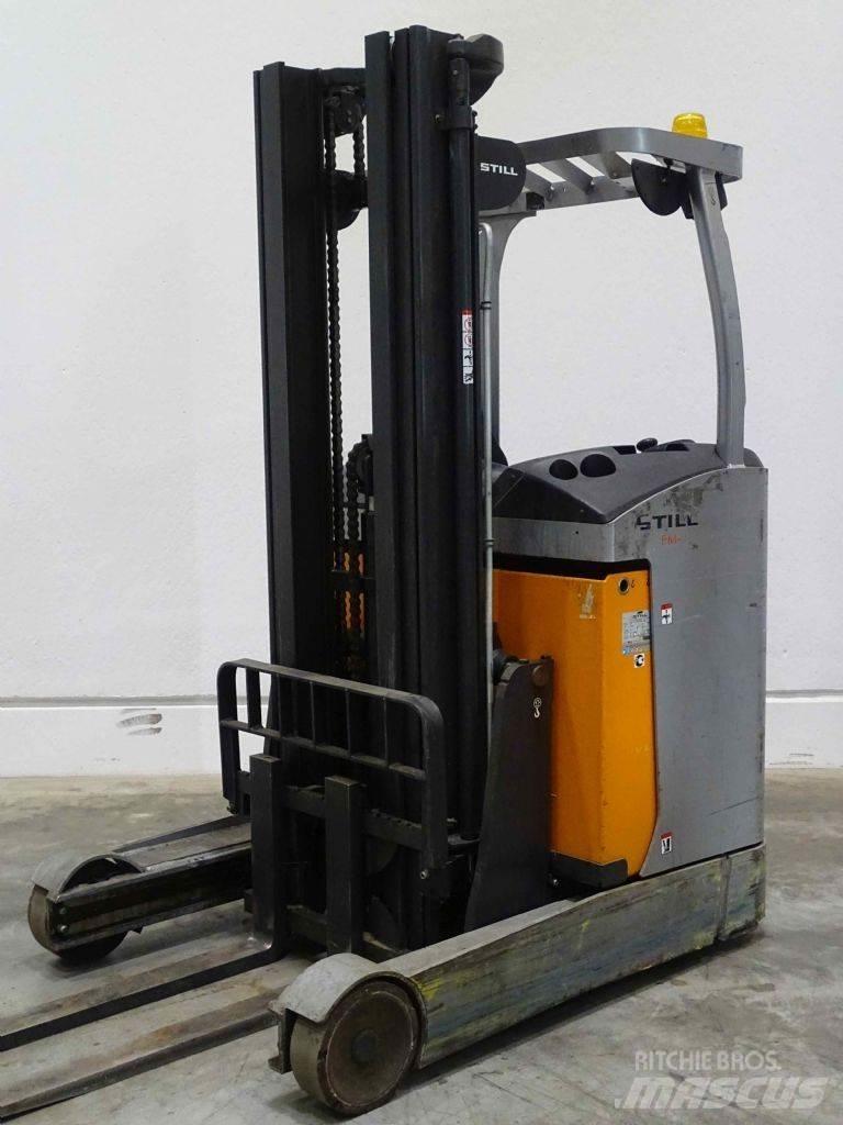 Still FM-X14 Reach trucks