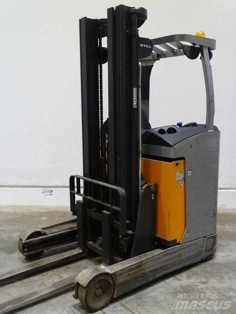 Still FM-X14 Reach trucks