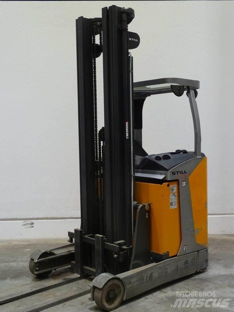 Still FM-X14 Reach trucks