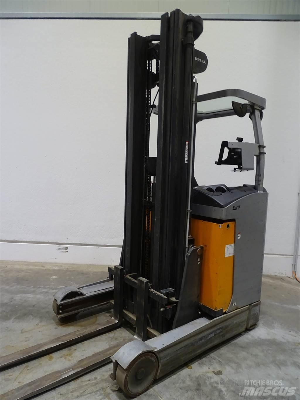 Still FM-X14 Reach trucks