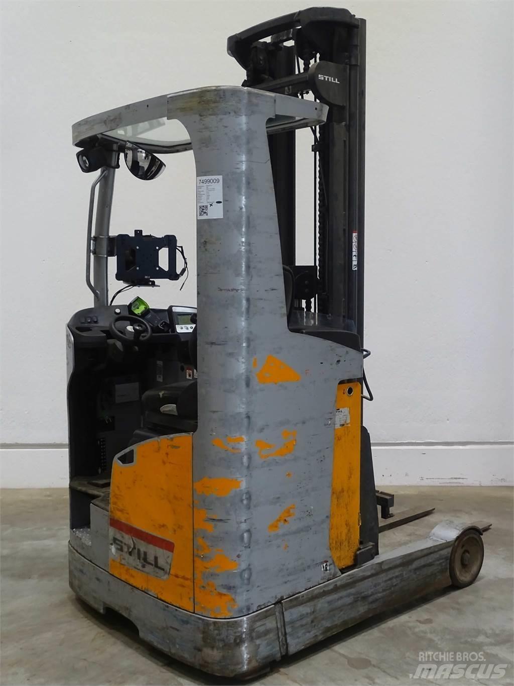 Still FM-X14 Reach trucks