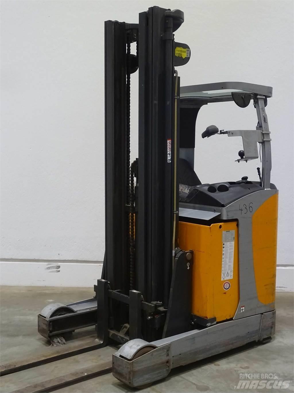 Still FM-X14 Reach trucks