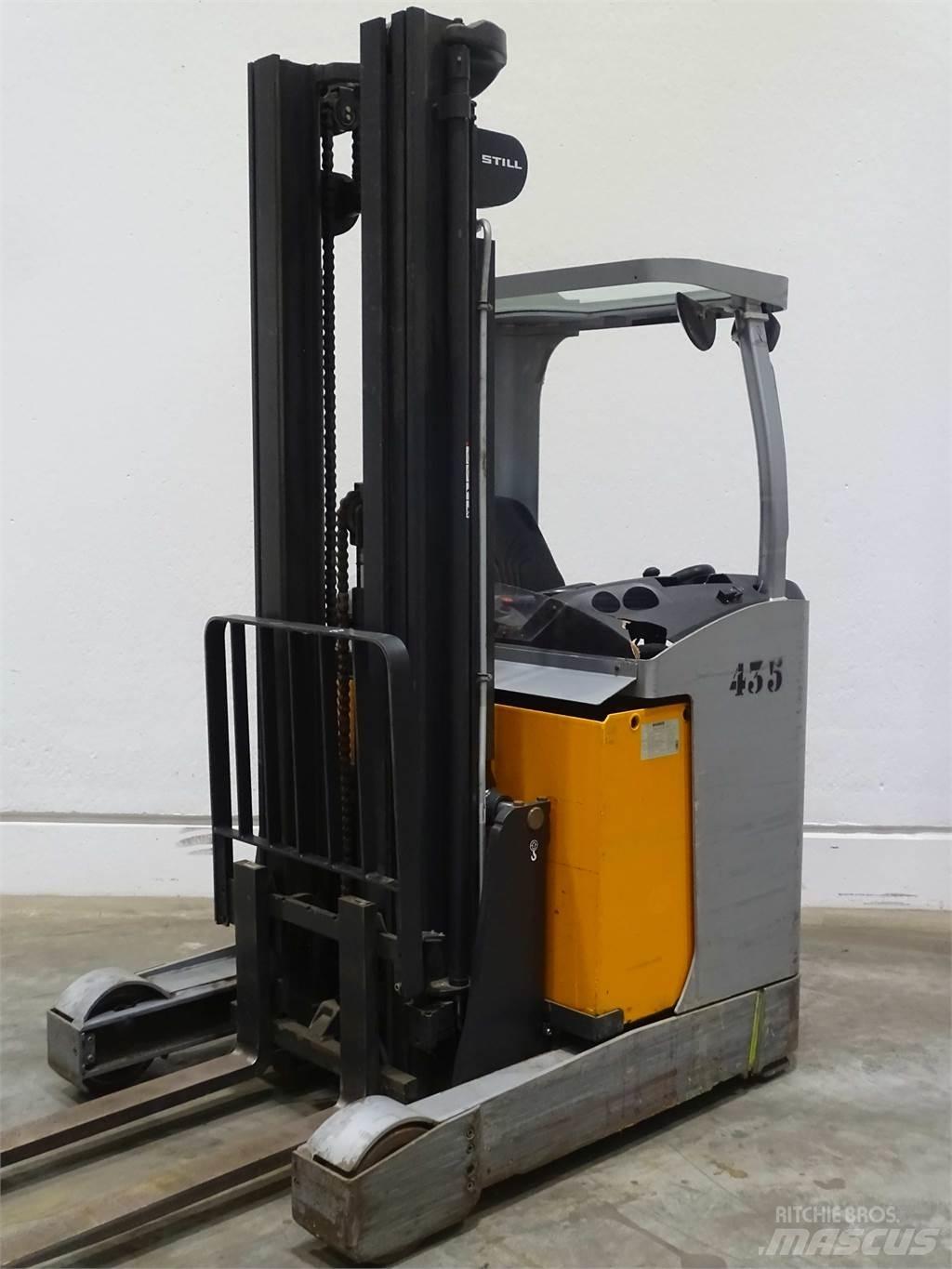 Still FM-X14 Reach trucks