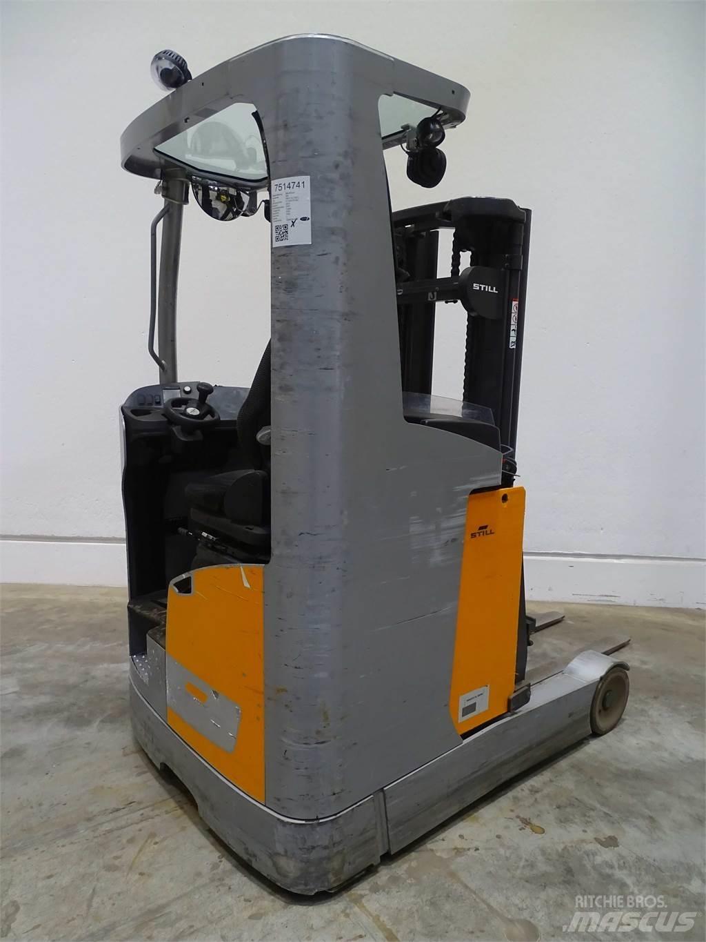 Still FM-X14 Reach trucks