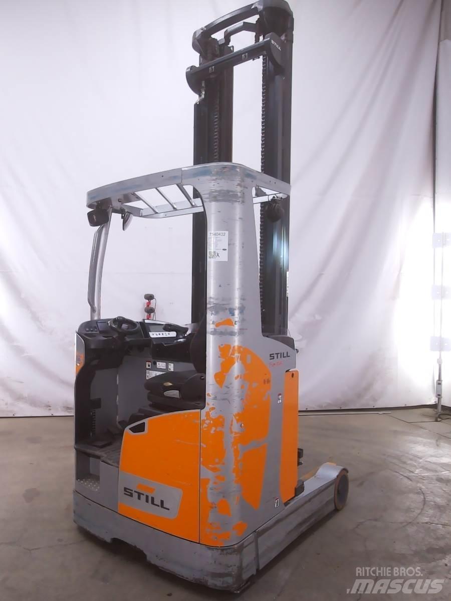 Still FM-X14 Reach trucks