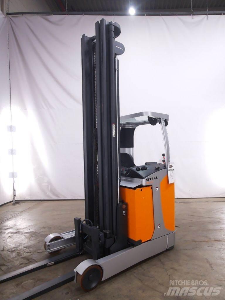 Still FM-X17 Reach trucks