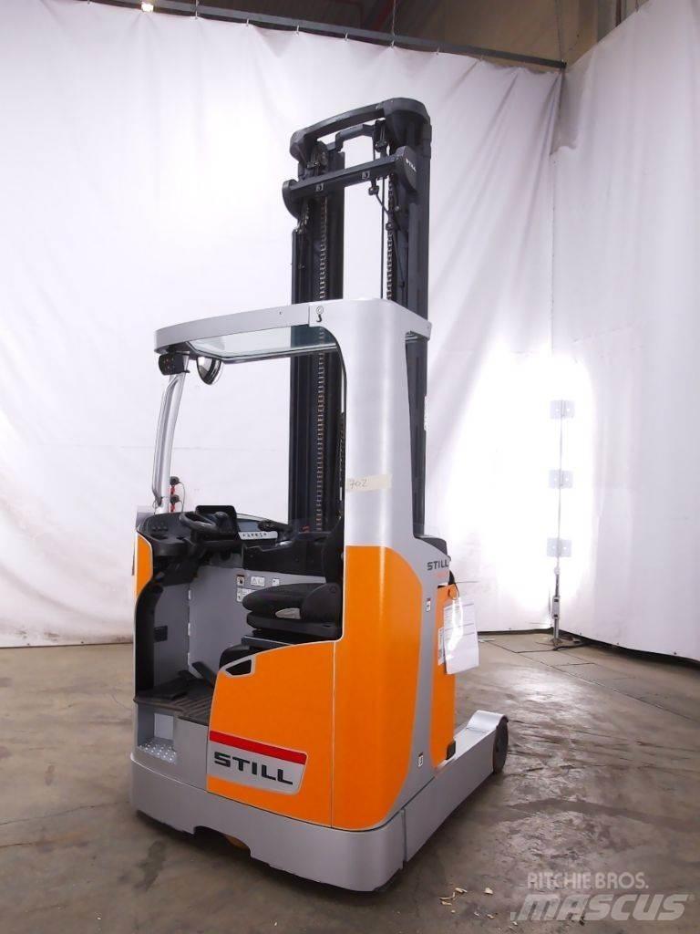 Still FM-X17 Reach trucks