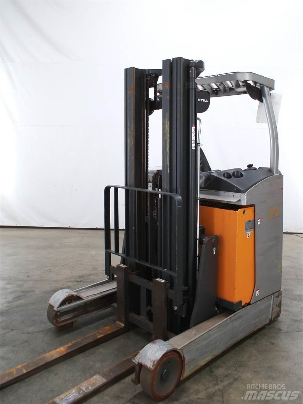 Still FM-X17 Reach trucks