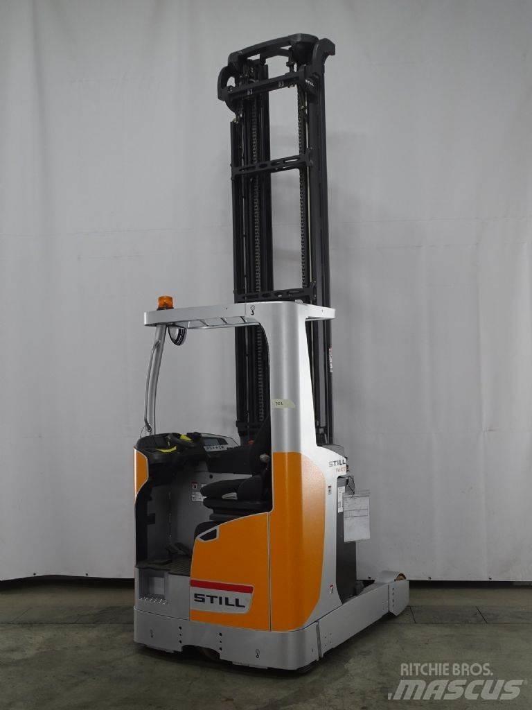 Still FM-X17 Reach trucks