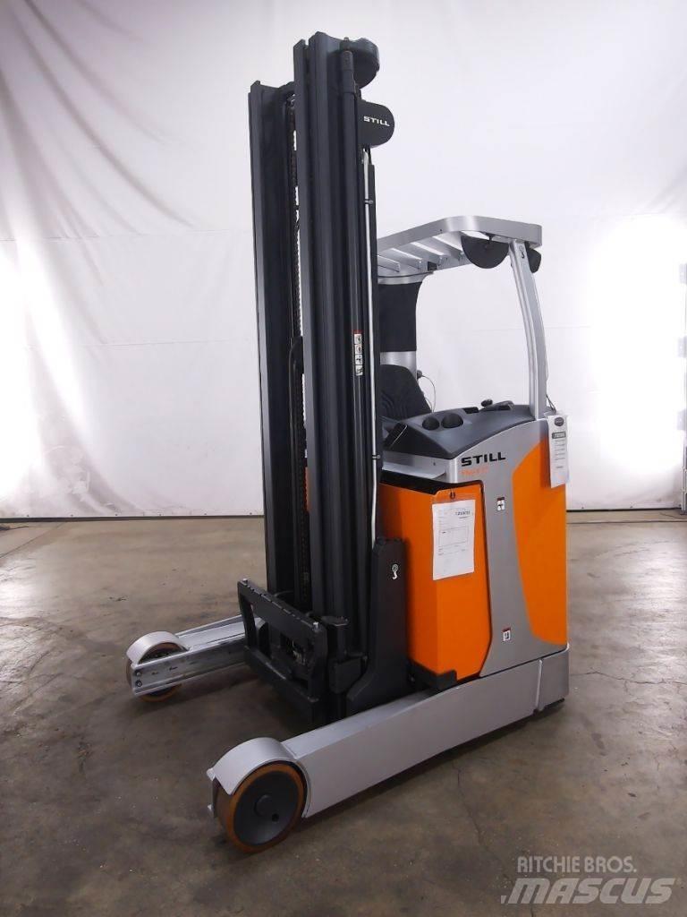 Still FM-X17 Reach trucks