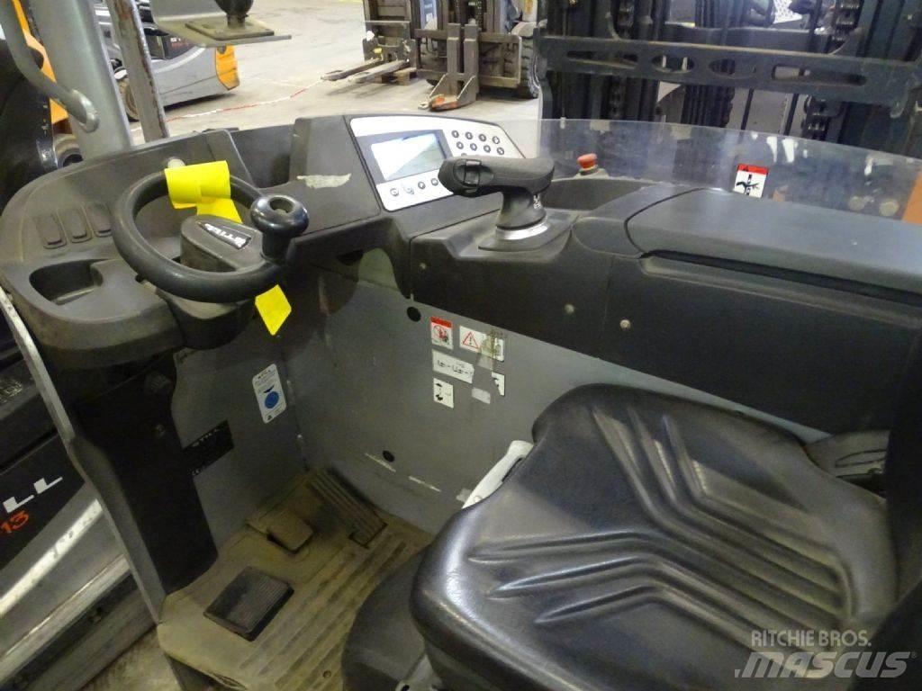 Still FM-X17 Reach trucks