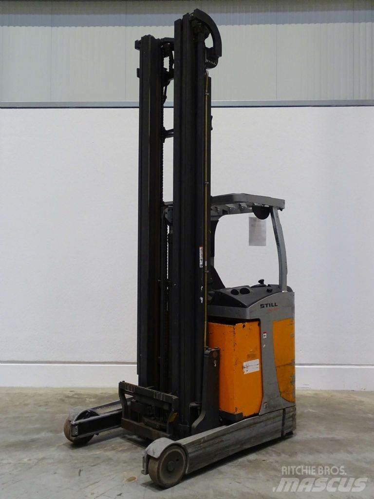 Still FM-X17 Reach trucks