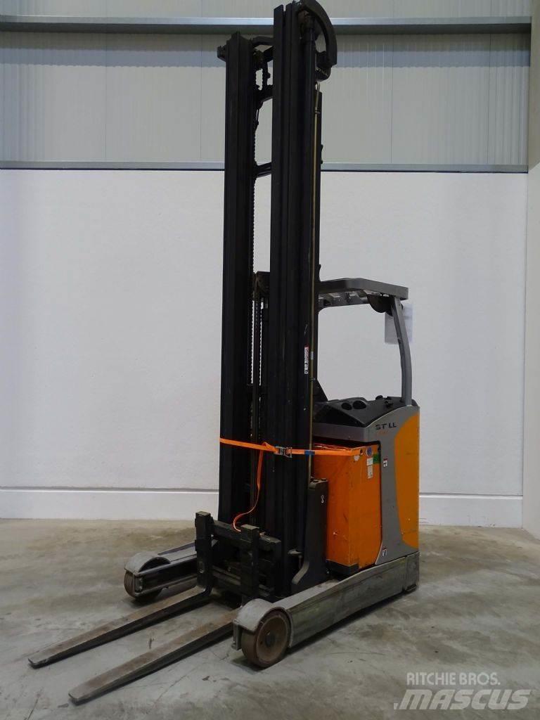 Still FM-X17 Reach trucks