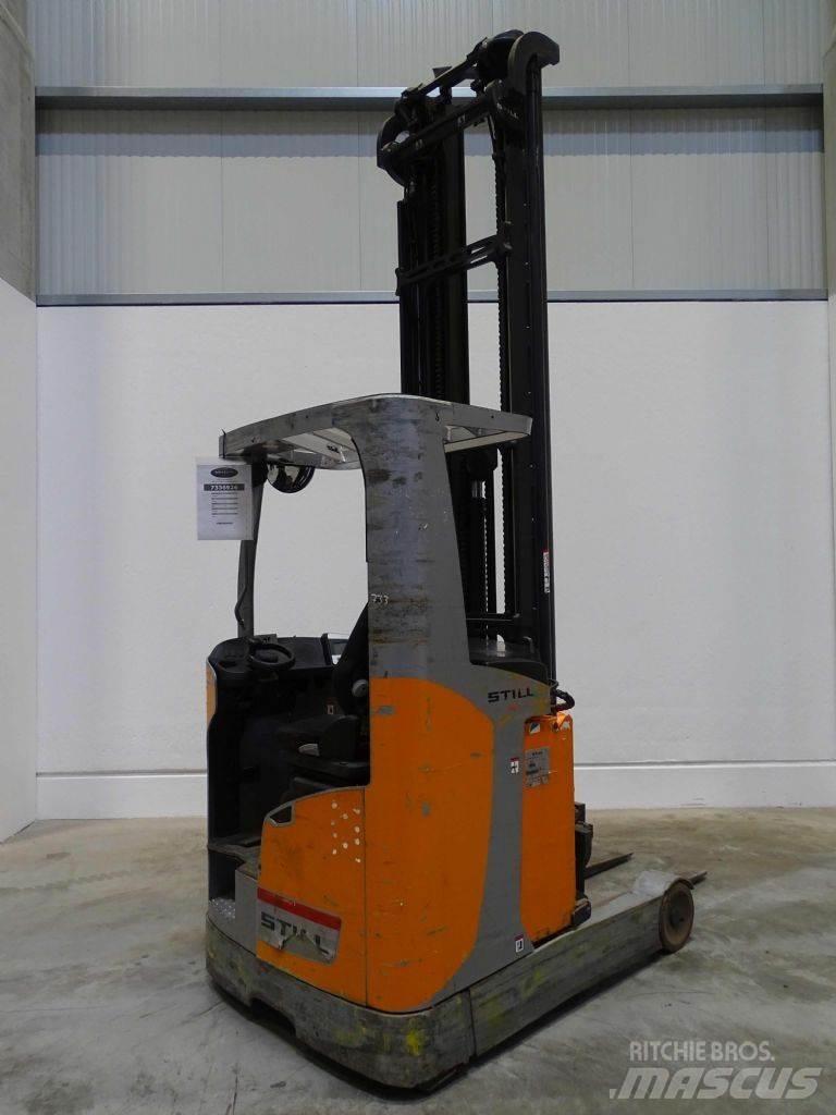 Still FM-X17 Reach trucks