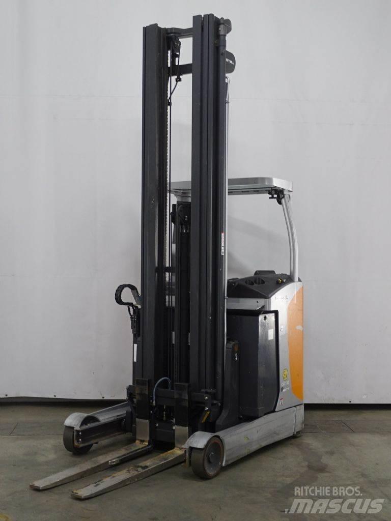 Still FM-X17 Reach trucks