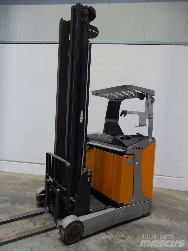Still FM-X17 Reach trucks