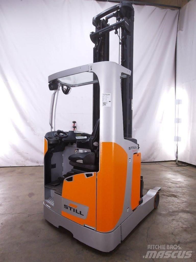 Still FM-X17 Reach trucks