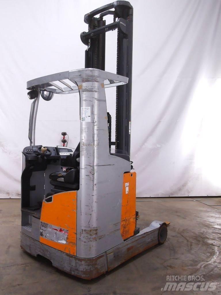 Still FM-X17 Reach trucks