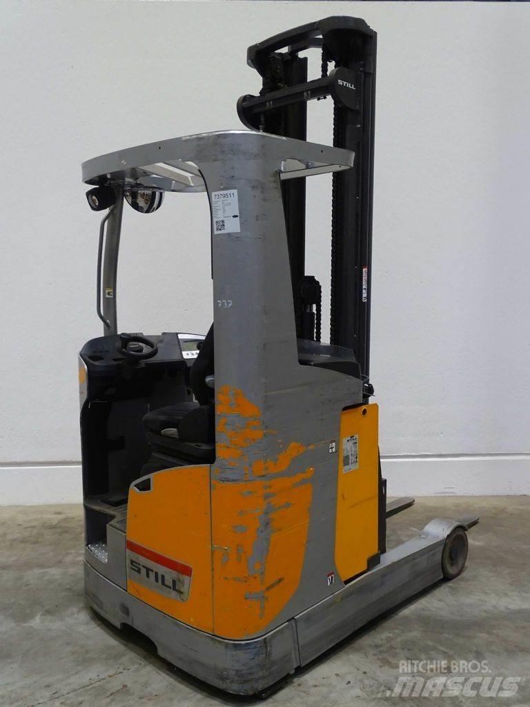 Still FM-X17 Reach trucks