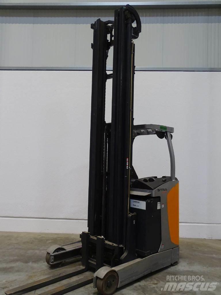 Still FM-X17 Reach trucks