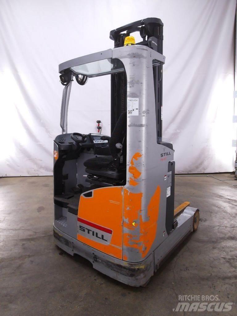 Still FM-X17 Reach trucks