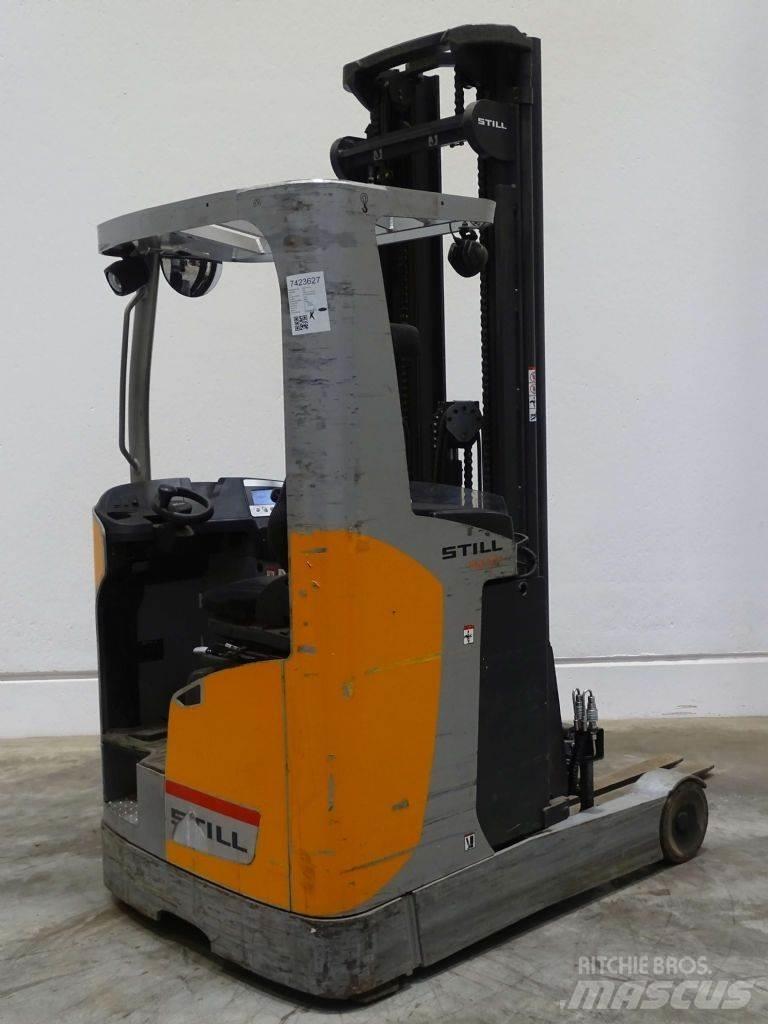Still FM-X17 Reach trucks