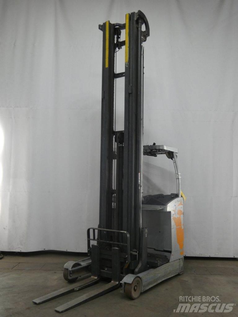 Still FM-X17 Reach trucks