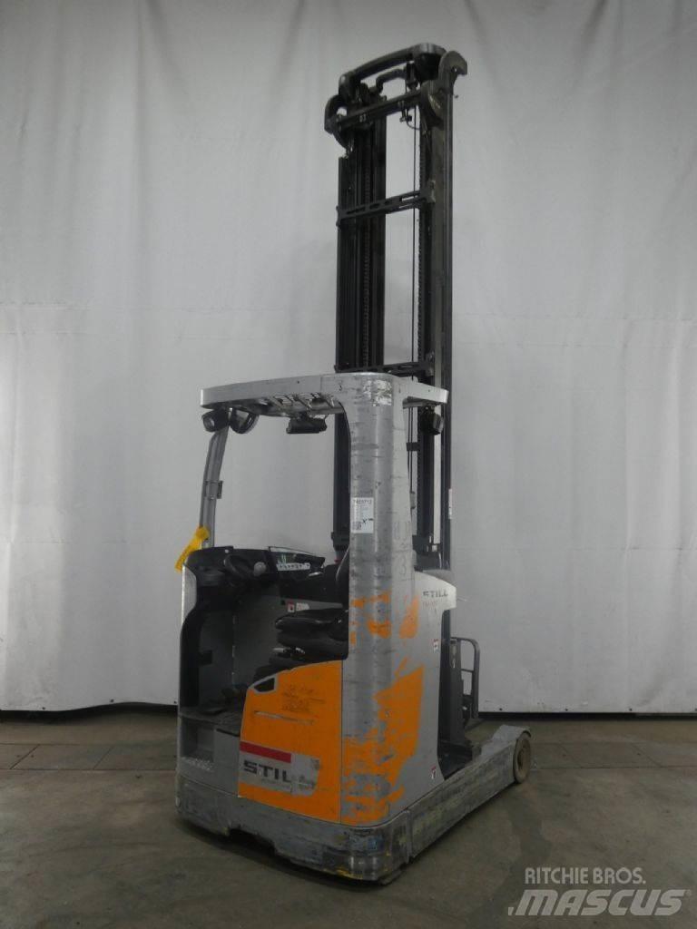 Still FM-X17 Reach trucks