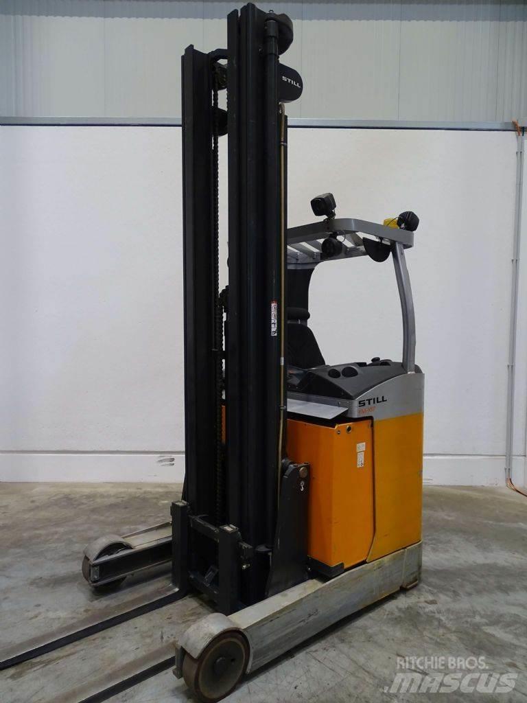 Still FM-X17 Reach trucks