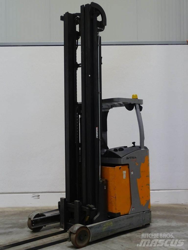 Still FM-X17 Reach trucks