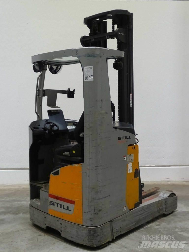 Still FM-X17 Reach trucks