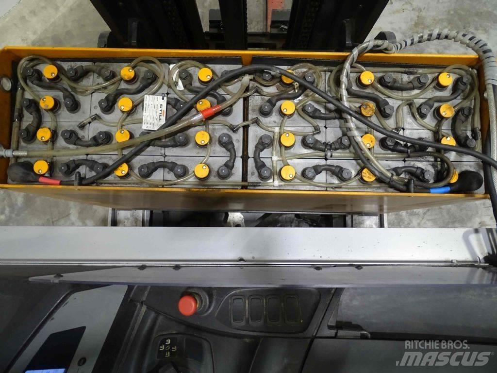 Still FM-X17 Reach trucks