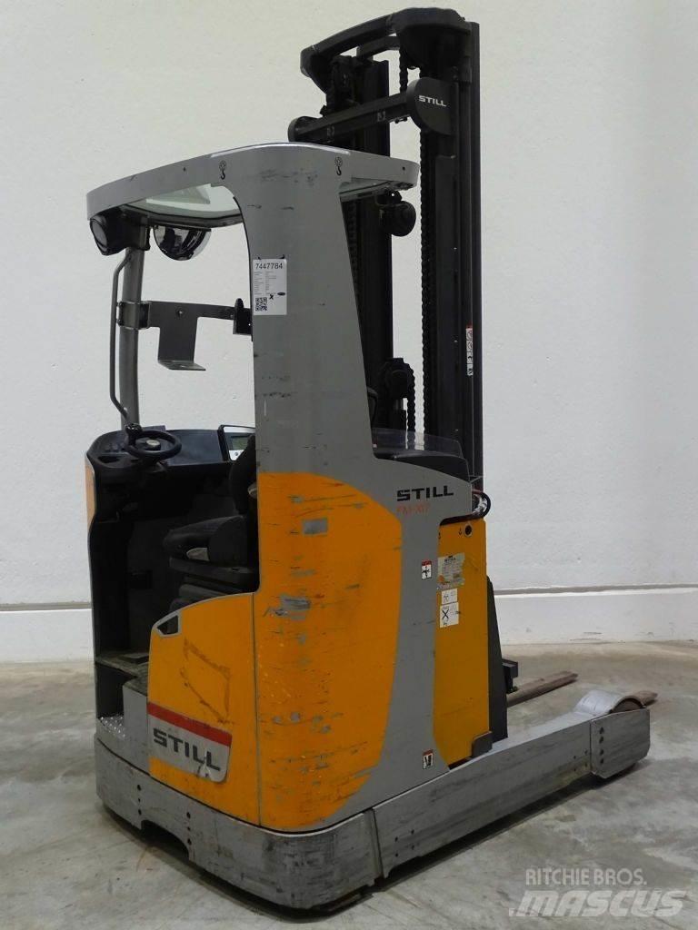 Still FM-X17 Reach trucks