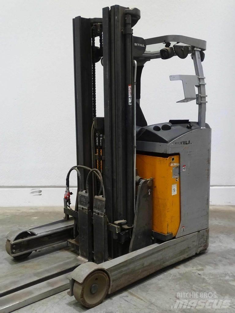 Still FM-X17 Reach trucks