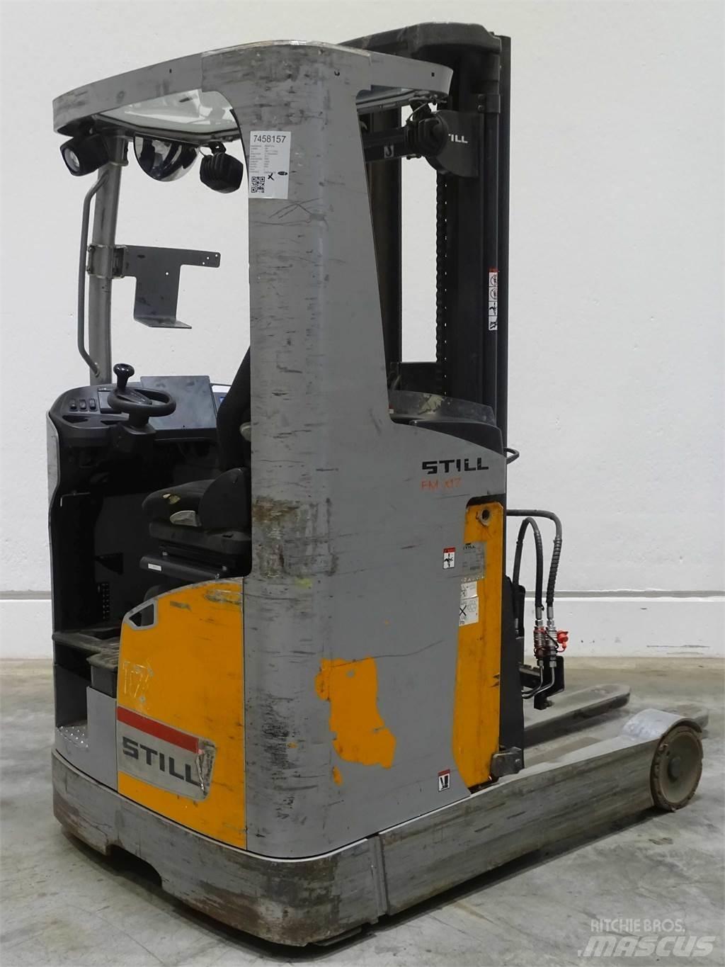 Still FM-X17 Reach trucks