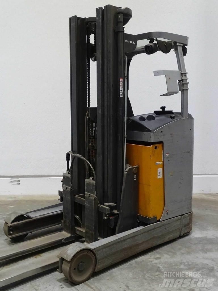 Still FM-X17 Reach trucks