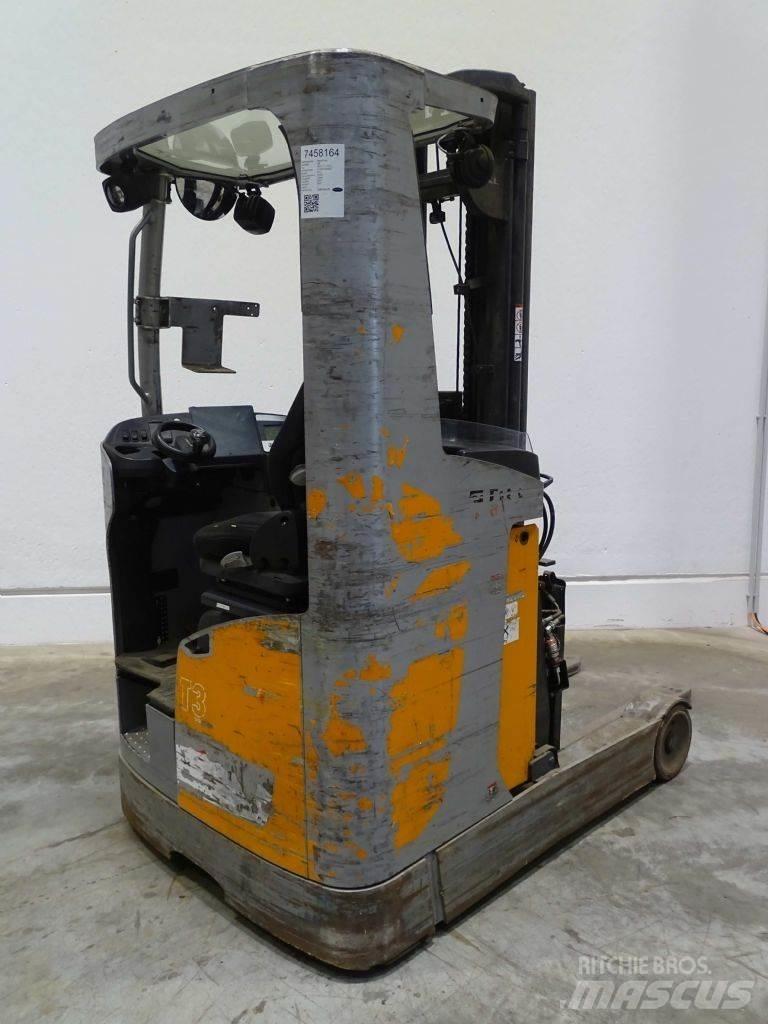 Still FM-X17 Reach trucks