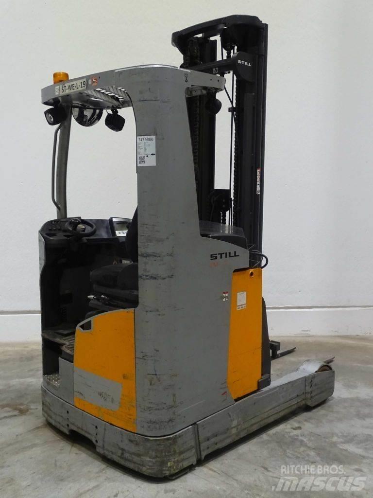 Still FM-X17 Reach trucks
