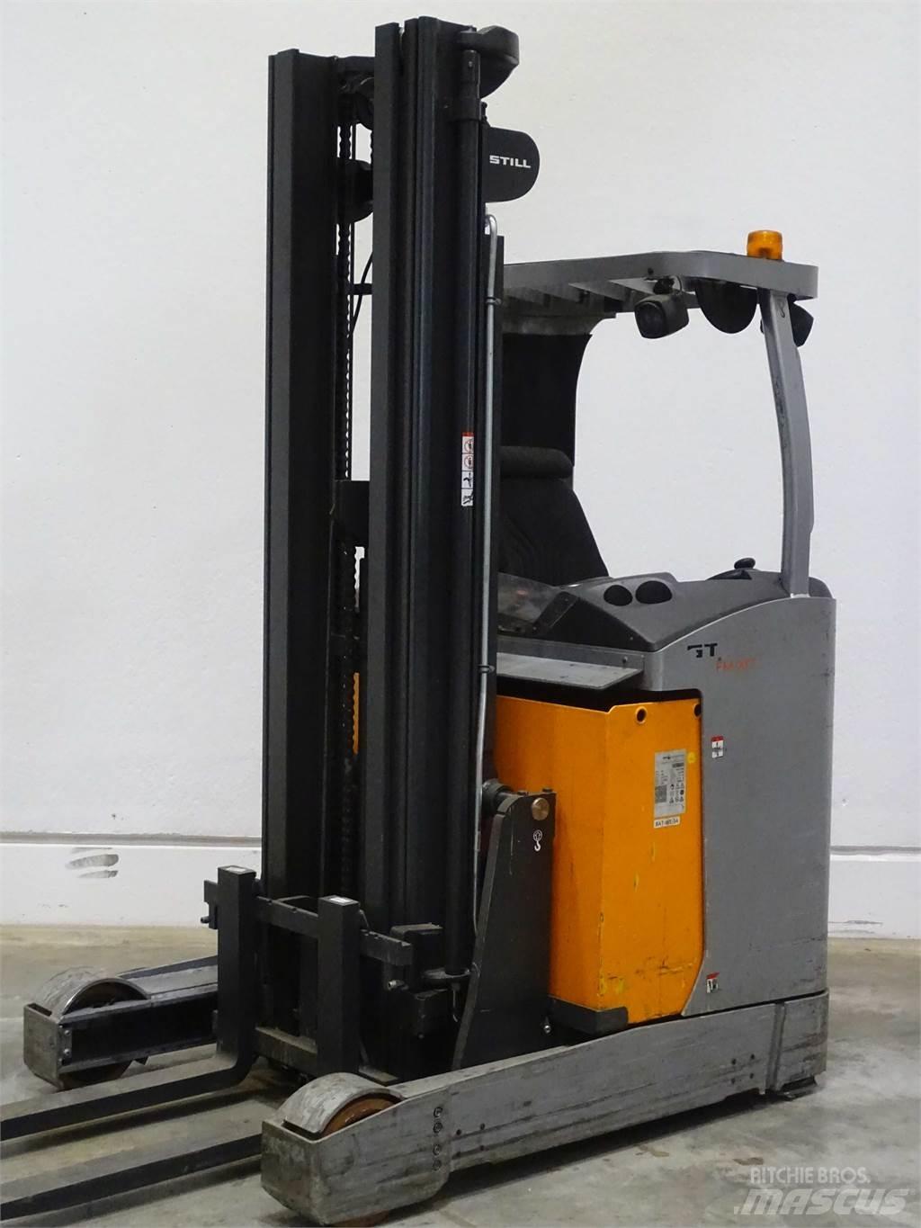 Still FM-X17 Reach trucks