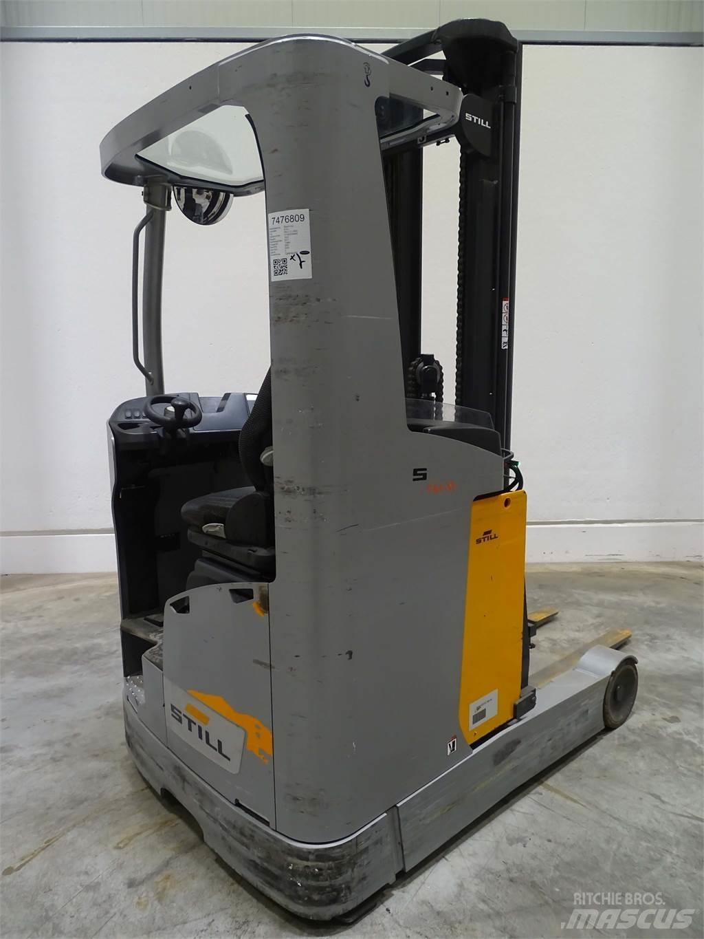 Still FM-X17 Reach trucks