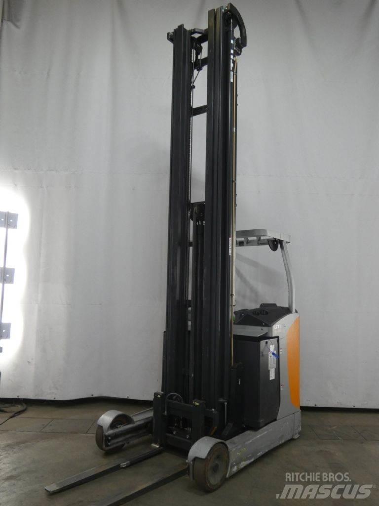 Still FM-X17 Reach trucks