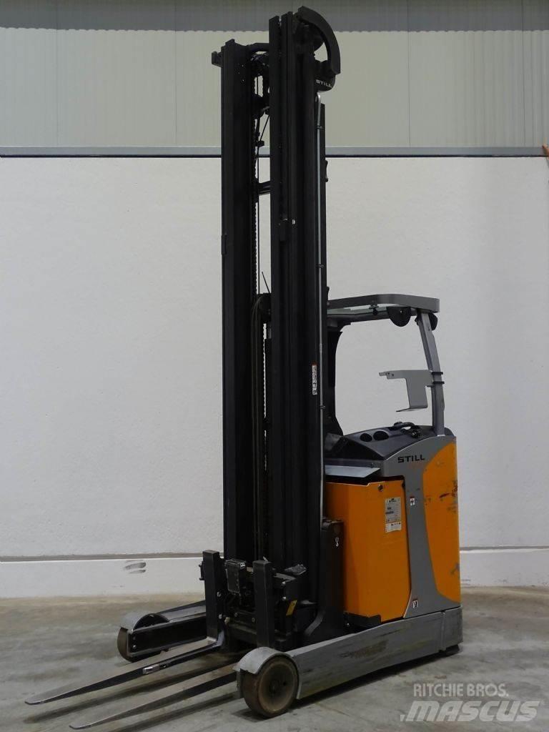 Still FM-X17 Reach trucks