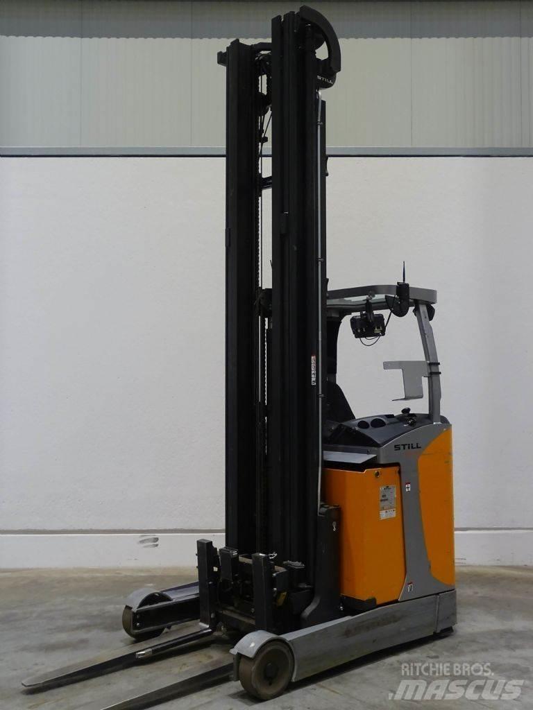 Still FM-X17 Reach trucks