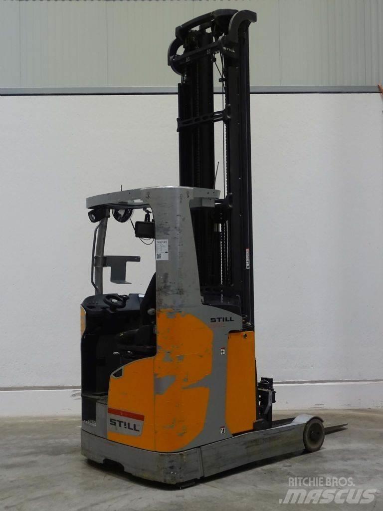 Still FM-X17 Reach trucks
